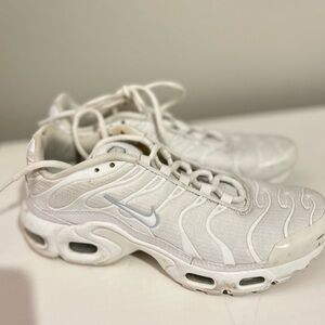 Nike Air Max‎ Plus White Pure Platinum Sneakers- Size 5Y